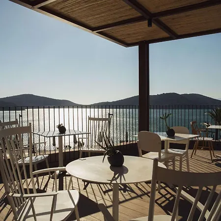 منتجع Domes Aulus Resort, Adults Only, Curio By Hilton